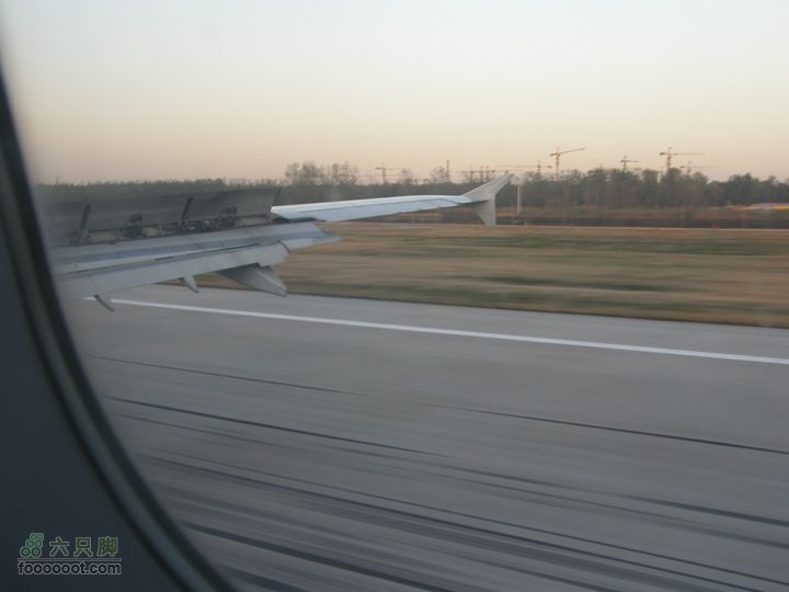 四迹合一（飞机、动车组、汽车、步行速度大比拼）PA300863