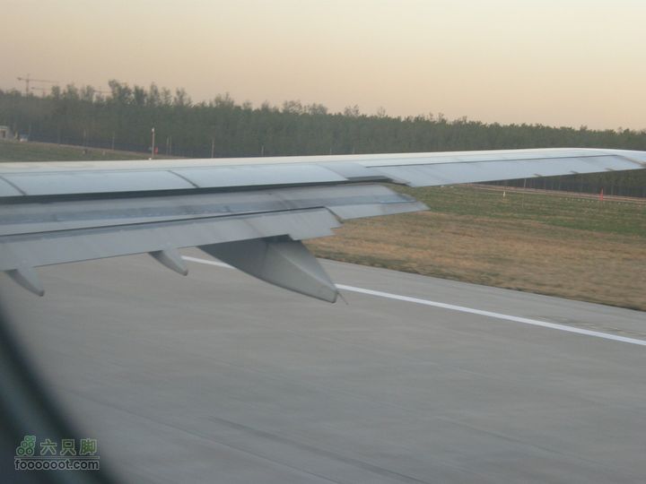 四迹合一（飞机、动车组、汽车、步行速度大比拼）PA300867