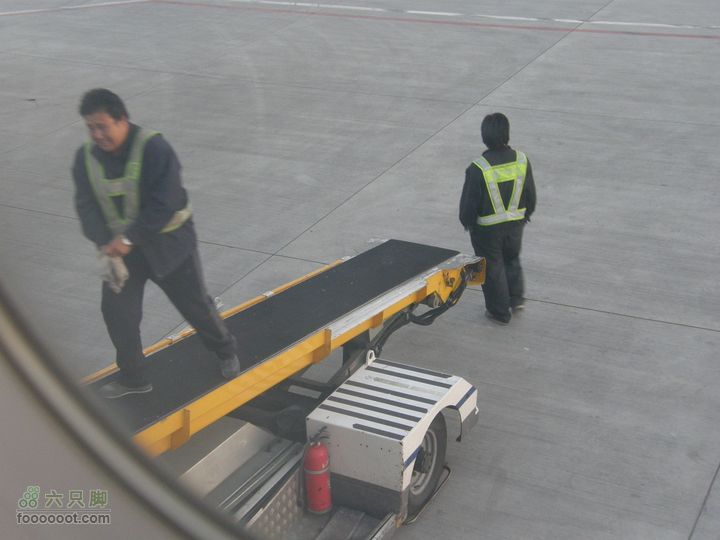 四迹合一（飞机、动车组、汽车、步行速度大比拼）PA300891