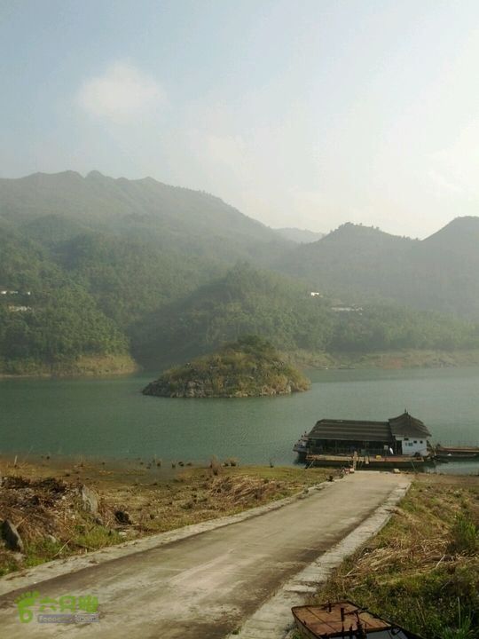 清远沙河镇穿越十里竹廊经浸潭镇到桃花源2012-12-16 15:01:13