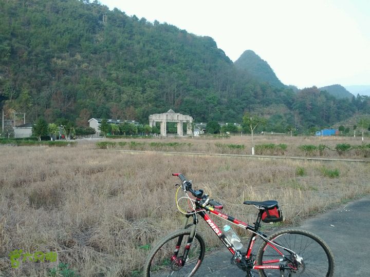 清远沙河镇穿越十里竹廊经浸潭镇到桃花源2012-12-16 16:31:51