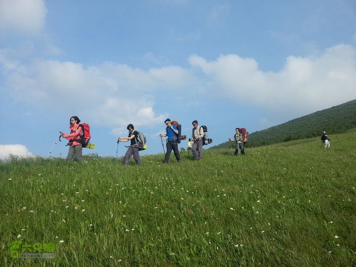 绿野网团建活动-老栅子村-东猴顶-孤石牧场穿越调整大小 20130706_172453