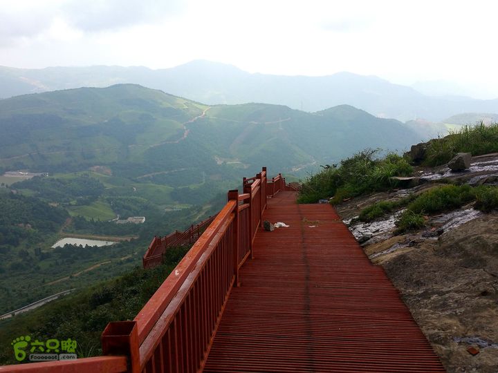 20150815东白山最经典环线新建的游览栈道。